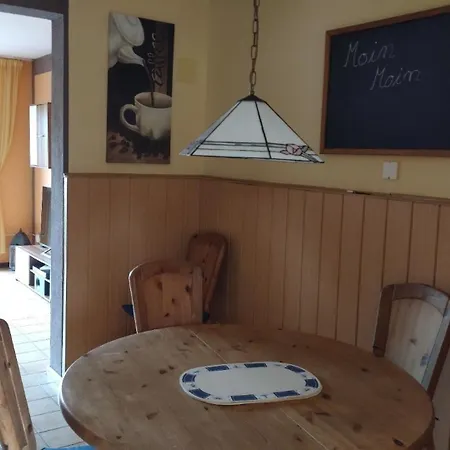 In Friedrichskoog-spitze Mit Kleinem Garten Сasa de vacaciones *