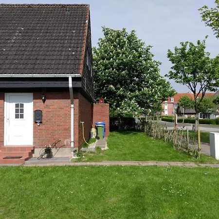 In Friedrichskoog-spitze Mit Kleinem Garten Holiday home *